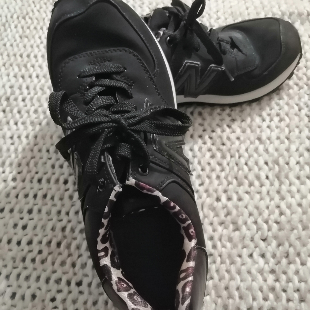 New Balance athletic shoes size 7. 5 women's